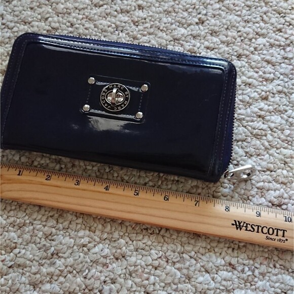 Marc by Marc Jacobs Large Wallet/Clutch in navy - Picture 7 of 15